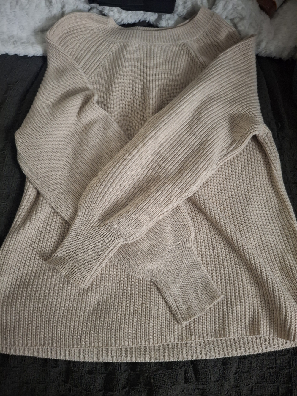 Jessica Simpson Crewneck Sweater in Beige